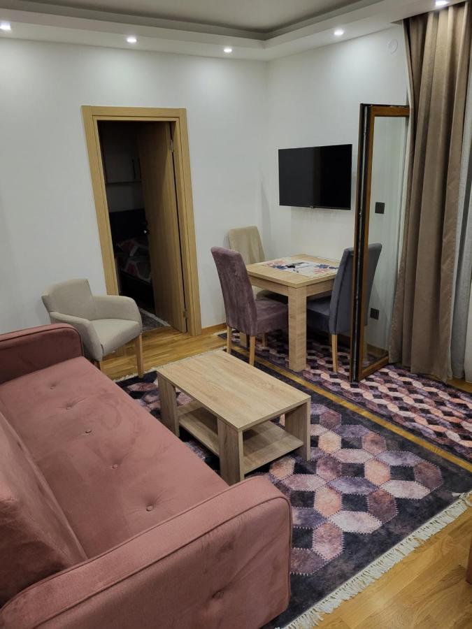 Lux Apartmani Bajova Цетине Экстерьер фото